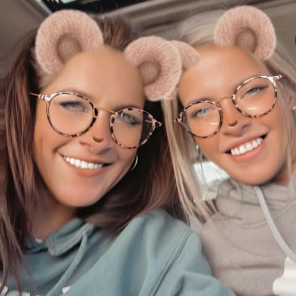 Meet your Posher, Allyce